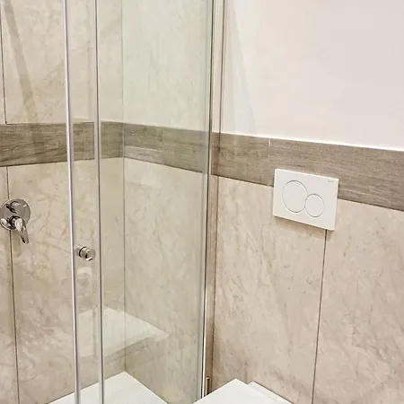 Gimondo's House Bed & Breakfast 3*